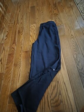 Alo Yoga Black Performance Jogger Pants